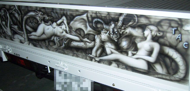 bb2.jpg (51543 �o�C�g)